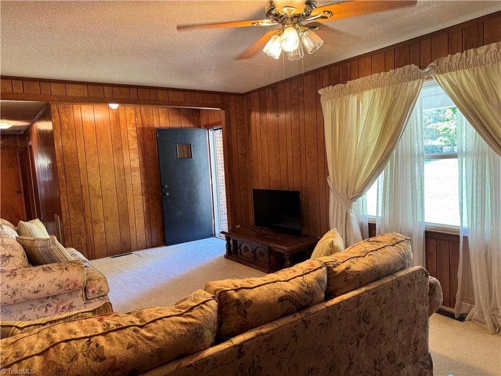 Stick/Site Built at 140 Northeast Circle, Elkin NC 28621, photo 14 of 36