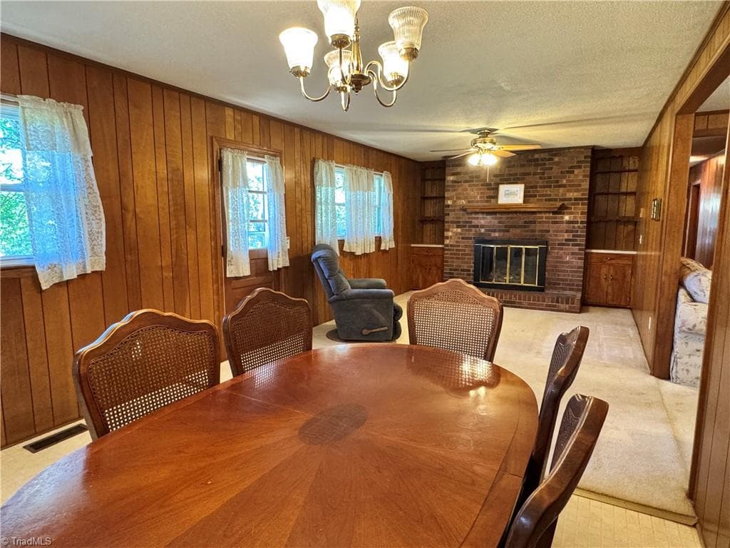 Stick/Site Built at 140 Northeast Circle, Elkin NC 28621, photo 11 of 36