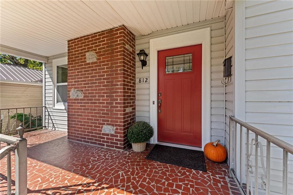 Stick/Site Built at 812 Holland Street, Winston-Salem NC 27101, Winston-Salem, photo 7 of 32