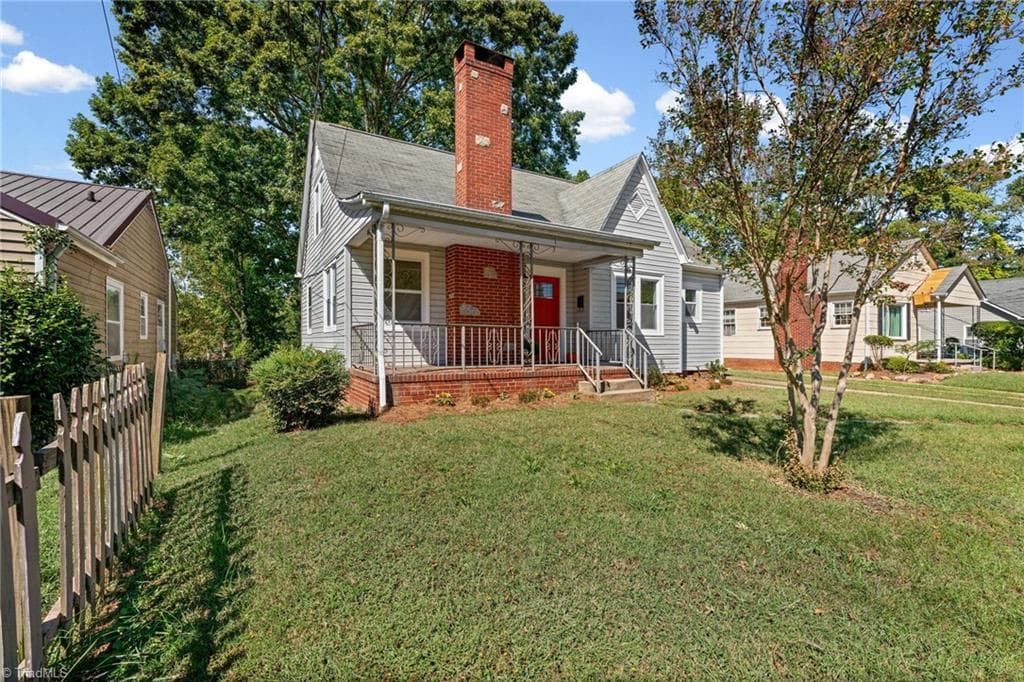 Stick/Site Built at 812 Holland Street, Winston-Salem NC 27101, Winston-Salem, photo 3 of 32