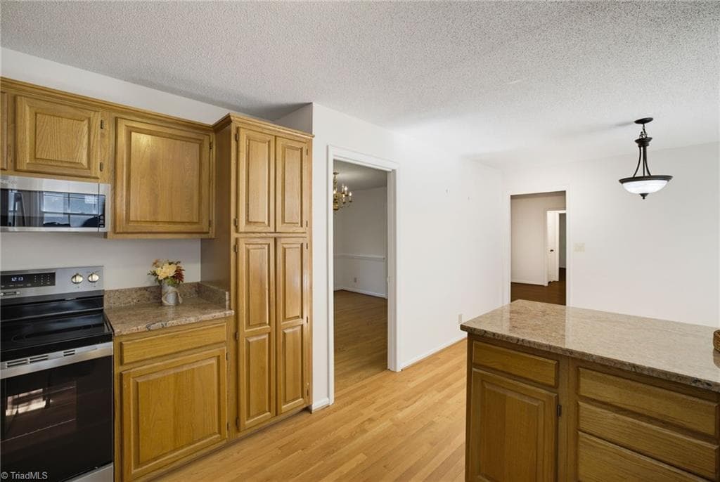 Stick/Site Built at 6100 Pintail Court, Oak Ridge NC 27310, Oak Ridge, photo 27 of 96