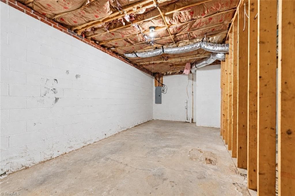 Stick/Site Built at 1105 Fox Hunt Lane, Reidsville NC 27320, Reidsville, photo 49 of 70