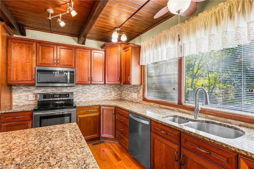 Stick/Site Built at 5901 La Sierra Drive, Pfafftown NC 27040, Pfafftown, photo 13 of 39