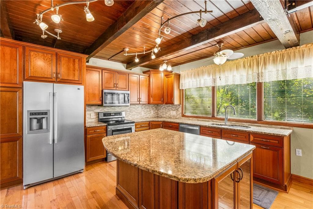 Stick/Site Built at 5901 La Sierra Drive, Pfafftown NC 27040, Pfafftown, photo 10 of 39