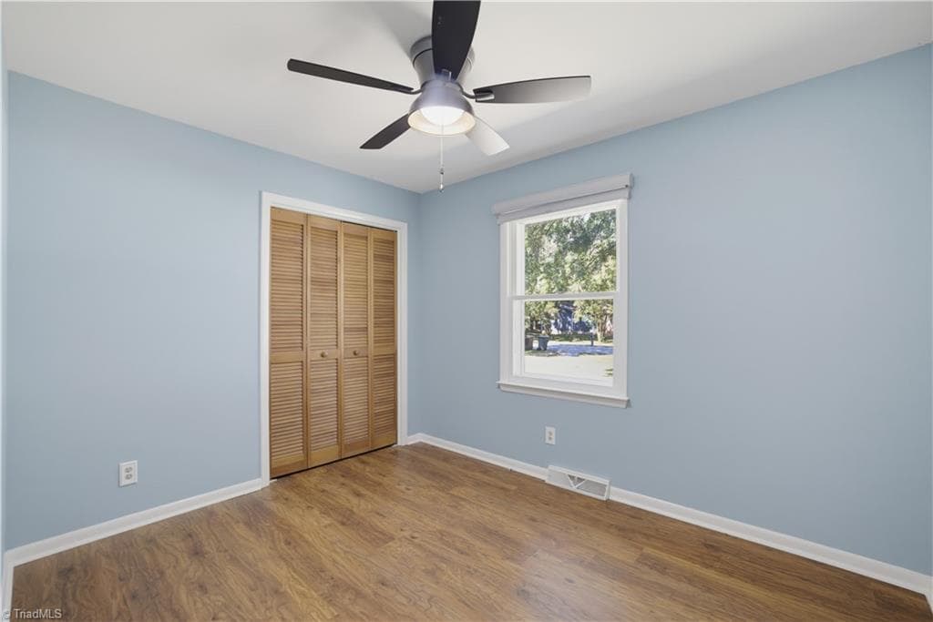 Stick/Site Built at 8009 Tam Oshanter Drive, Greensboro NC 27409, photo 18 of 27