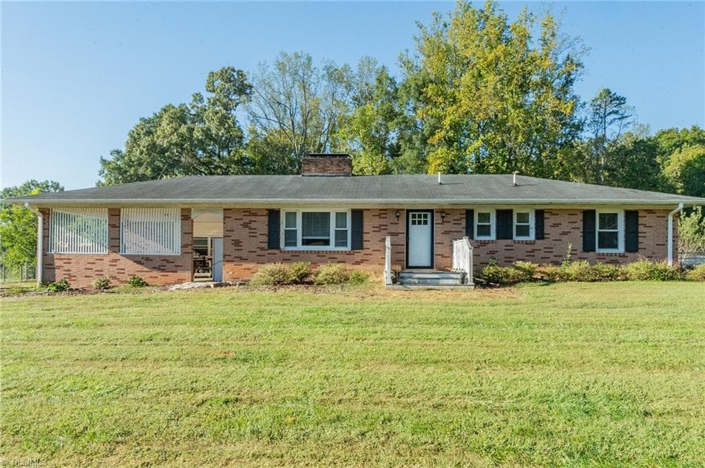 1829 Hill Everhart Road, Lexington NC 27295