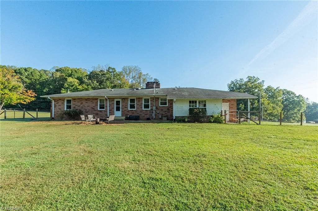 Stick/Site Built at 1829 Hill Everhart Road, Lexington NC 27295, Lexington, photo 33 of 35