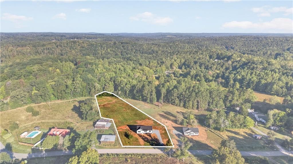 Stick/Site Built at 327 Lake Park Road, Asheboro NC 27205, Asheboro, photo 3 of 94