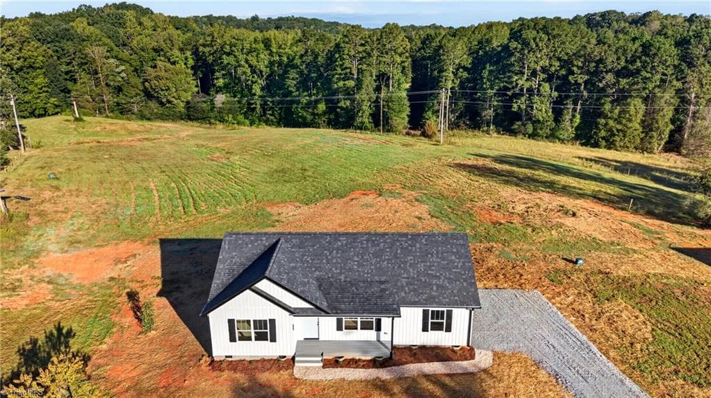 Stick/Site Built at 327 Lake Park Road, Asheboro NC 27205, Asheboro, photo 5 of 94