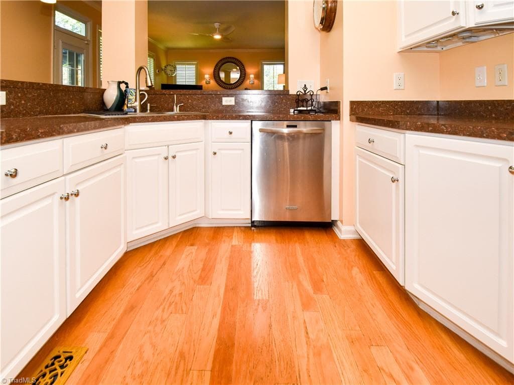 Stick/Site Built at 4017 Preswick Court, High Point NC 27265, photo 14 of 37