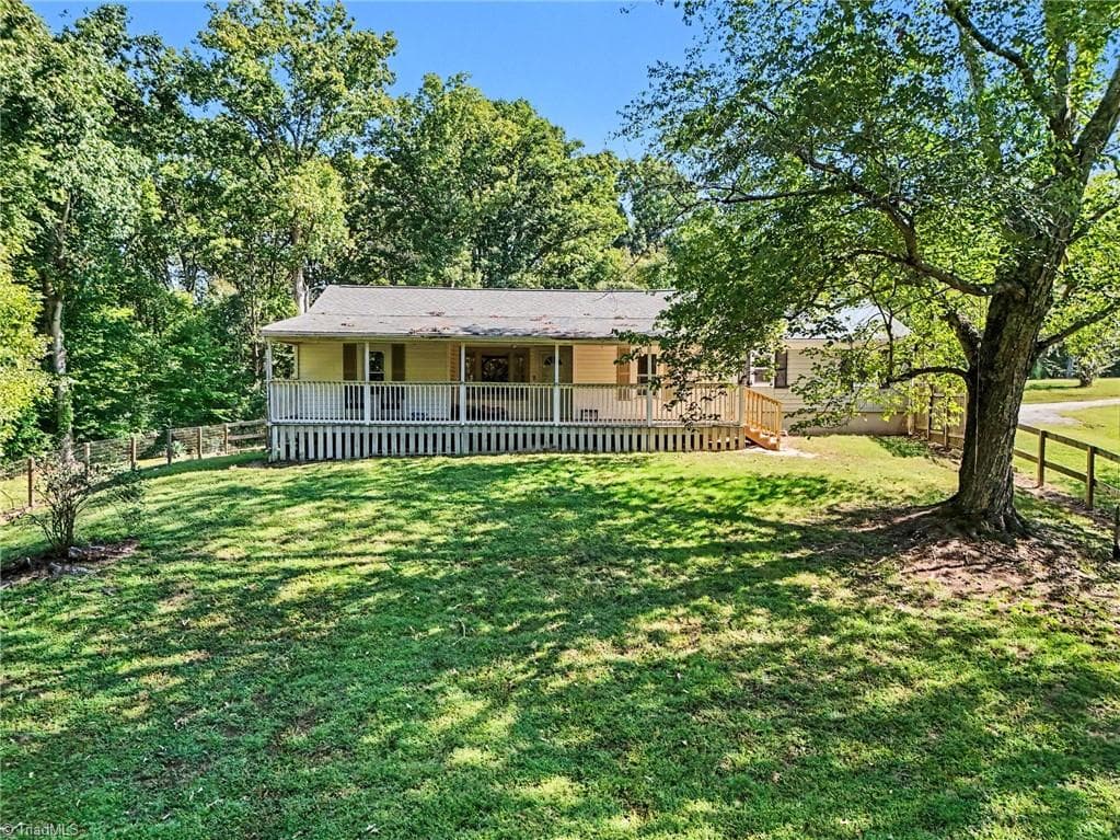 Stick/Site Built at 292 Leonard Drive, Thomasville NC 27360, Thomasville, photo 47 of 66