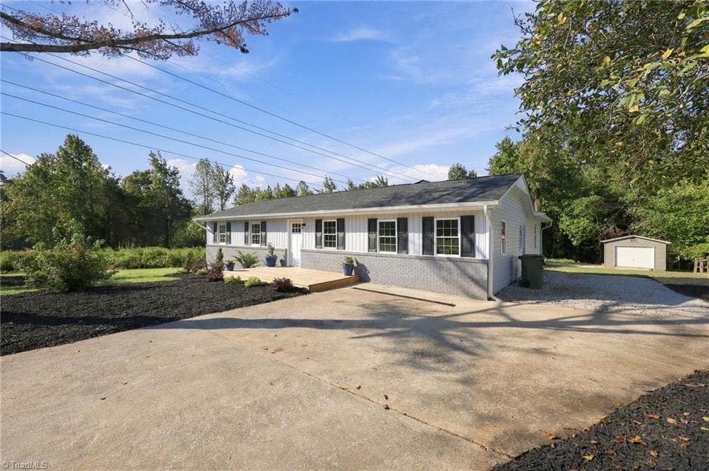Stick/Site Built at 570 Smith Edwards Road, Kernersville NC 27284, Kernersville, photo 87 of 100