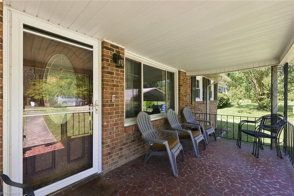 Stick/Site Built at 1612 Brannock Drive, Greensboro NC 27406, photo 4 of 34