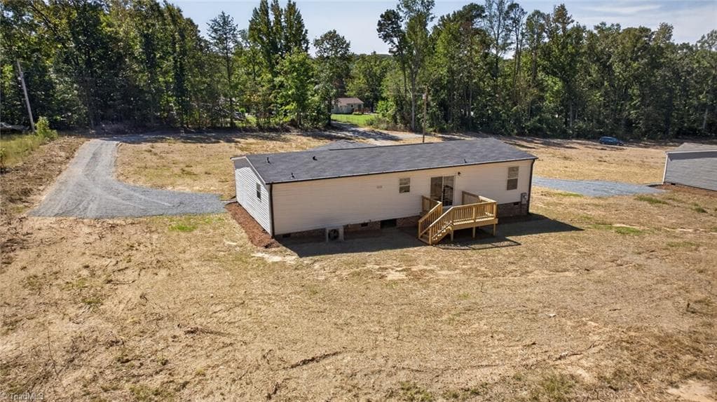 Manufactured Home at 166 Christophers Court, Lexington NC 27295, Lexington, photo 36 of 38