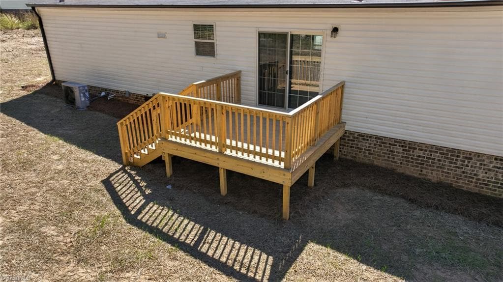 Manufactured Home at 166 Christophers Court, Lexington NC 27295, Lexington, photo 35 of 38