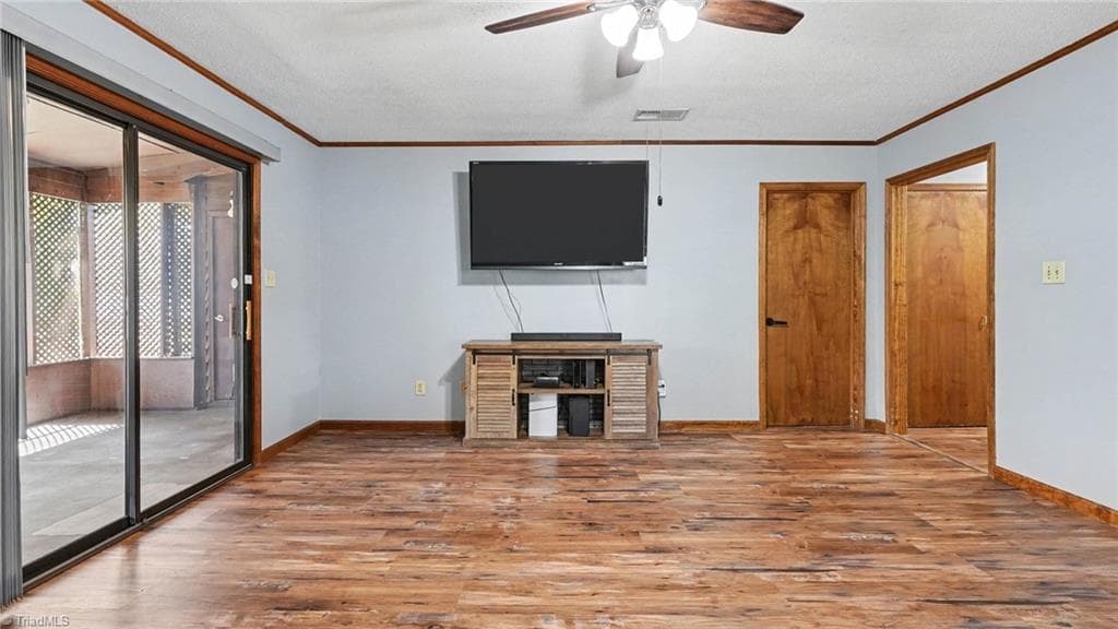 Stick/Site Built at 439 James Court, High Point NC 27265, High Point, photo 11 of 38