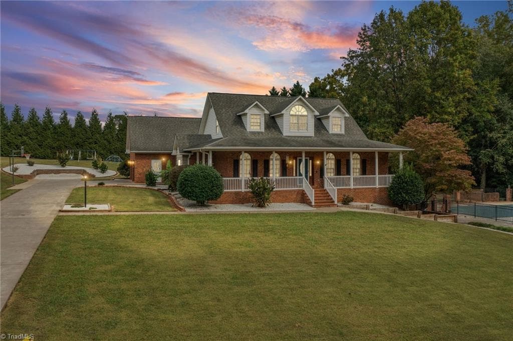 1013 Brookhaven Lane, Yadkinville NC 27055