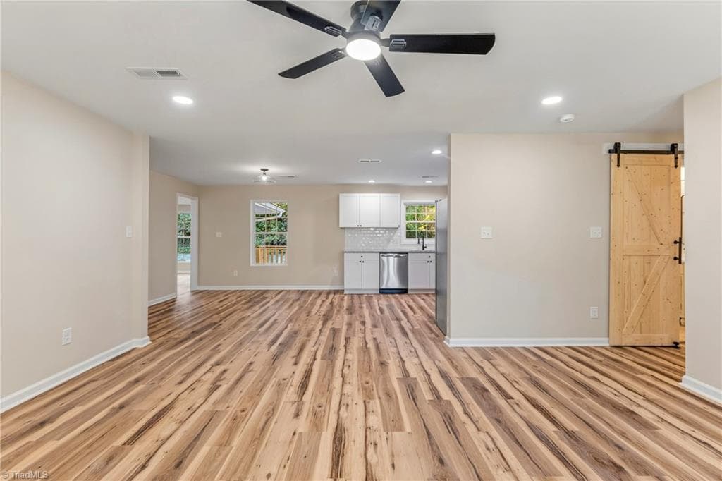 Stick/Site Built at 513 Sherbrook Drive, High Point NC 27262, photo 12 of 42