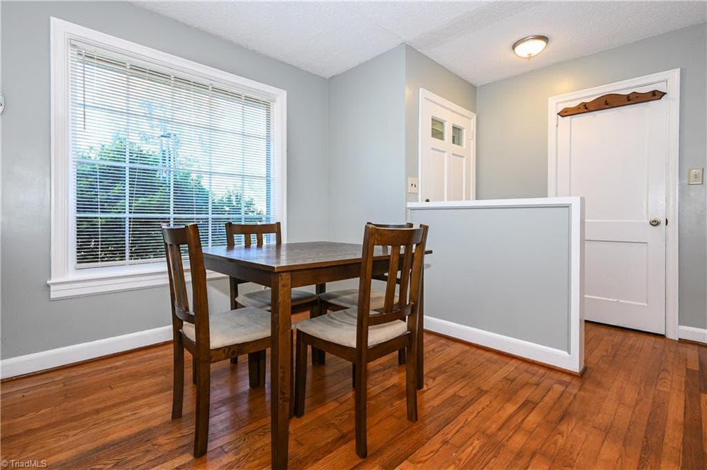 Stick/Site Built at 3809 Parkwood Drive, Greensboro NC 27403, Greensboro, photo 19 of 50