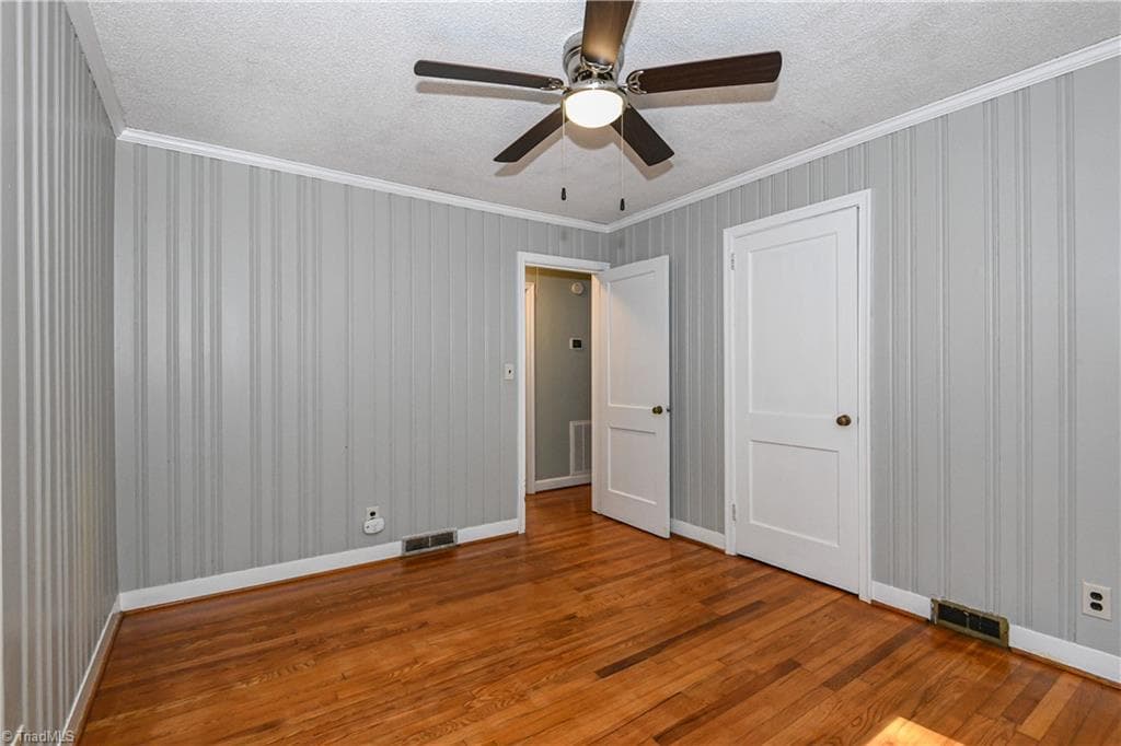 Stick/Site Built at 3809 Parkwood Drive, Greensboro NC 27403, Greensboro, photo 27 of 50
