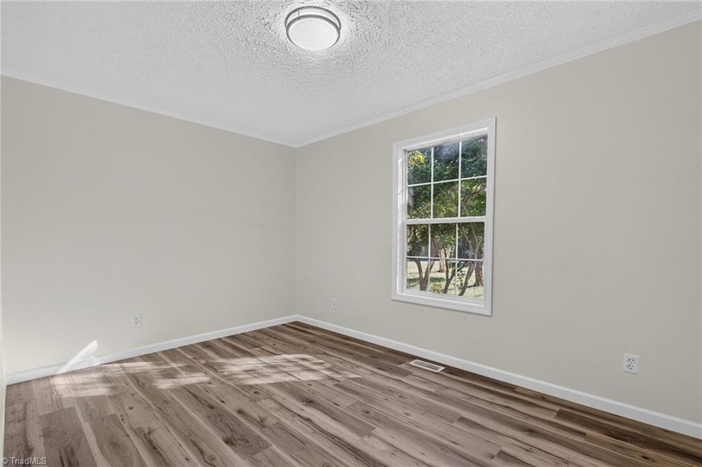 Modular at 2304 Yellow Pine Drive, Graham NC 27253, photo 18 of 40