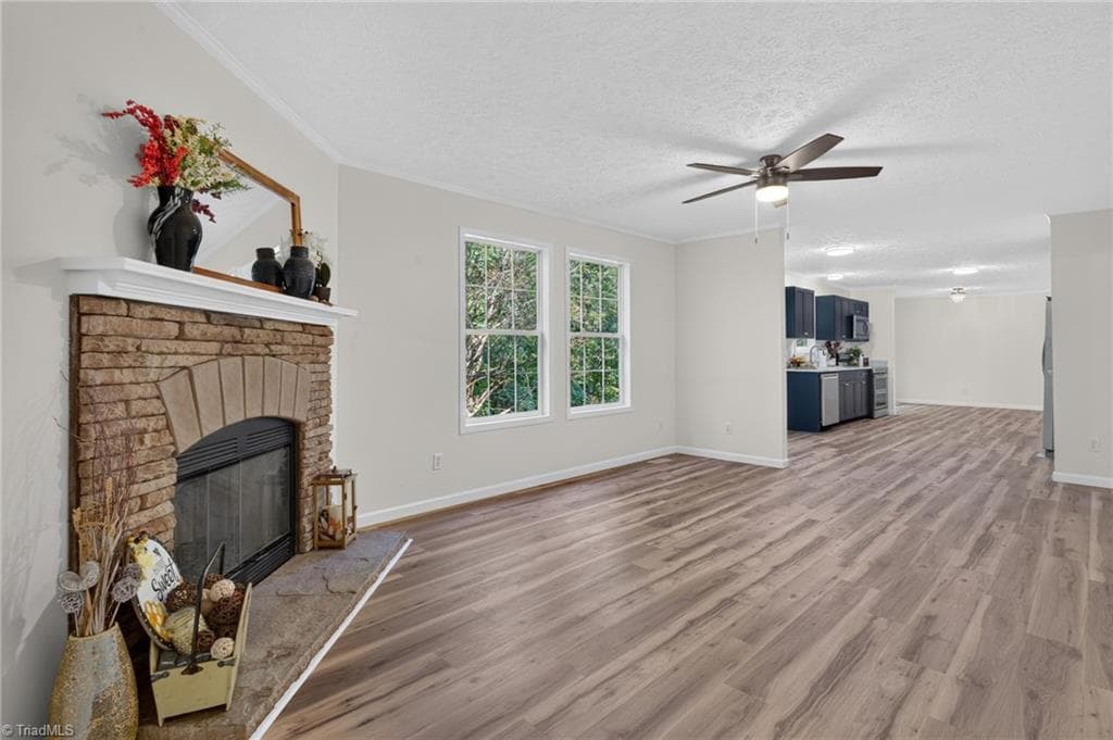 Modular at 2304 Yellow Pine Drive, Graham NC 27253, photo 11 of 40
