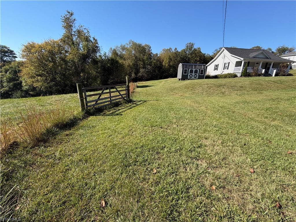 Stick/Site Built at 168 Hiatt Road, Mount Airy NC 27030, Mount Airy, photo 9 of 70
