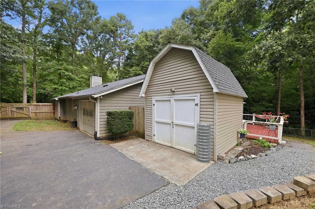 Storage Shed - 4009 Loch Lorien Road, Kernersville NC 27284, Kernersville