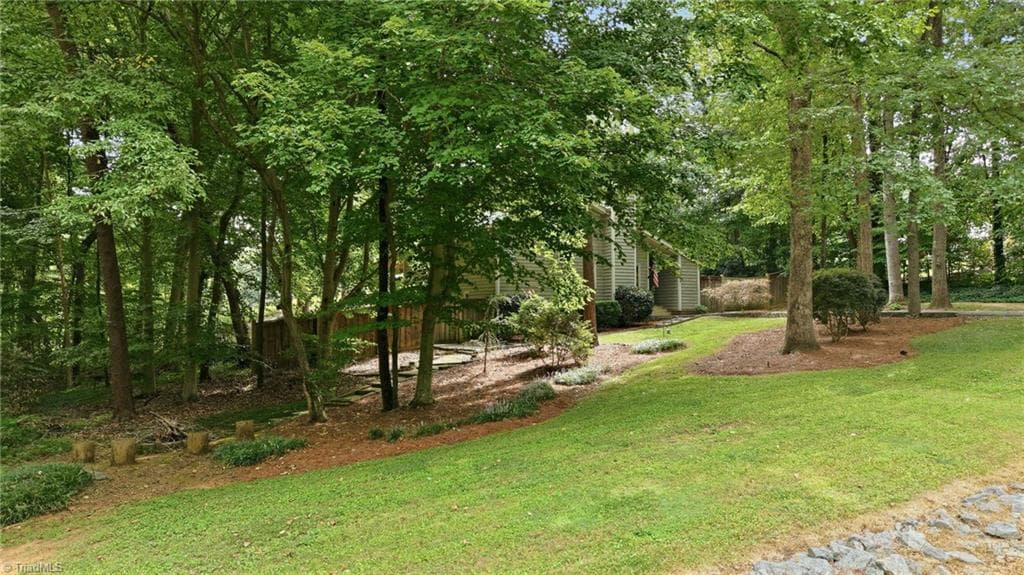 Stick/Site Built at 4009 Loch Lorien Road, Kernersville NC 27284, Kernersville, photo 7 of 84