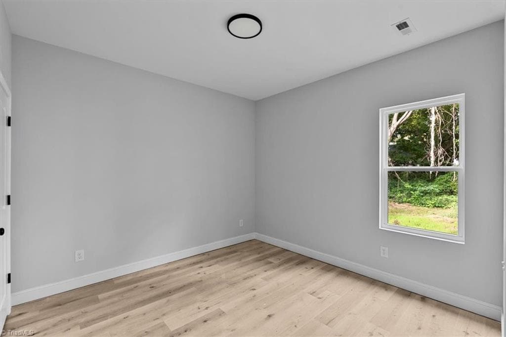Stick/Site Built at 710 Dick Street, Greensboro NC 27403, photo 25 of 31