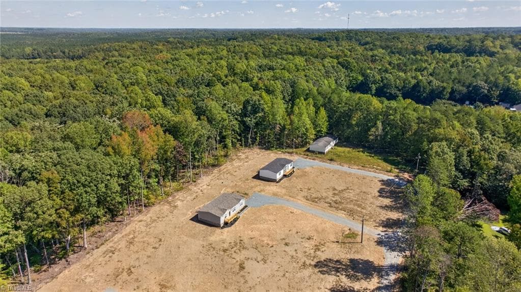 Manufactured Home at 180 Christophers Court, Lexington NC 27295, Lexington, photo 39 of 39