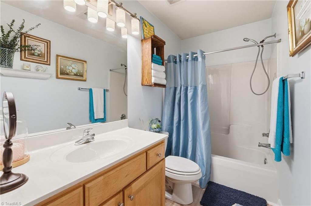Stick/Site Built at 6401 Bellcross Trail, Whitsett NC 27377, Whitsett, photo 18 of 24