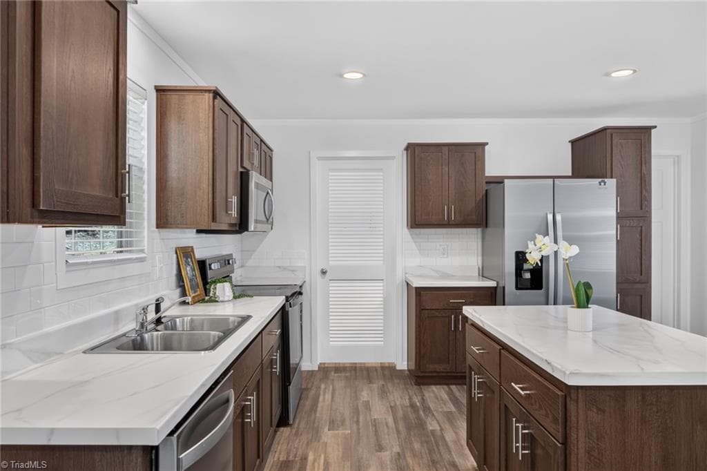 Manufactured Home at 202 Christophers Court, Lexington NC 27295, Lexington, photo 16 of 41