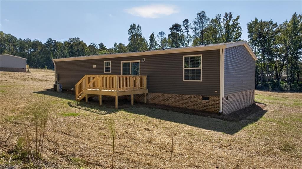 Manufactured Home at 202 Christophers Court, Lexington NC 27295, Lexington, photo 36 of 41