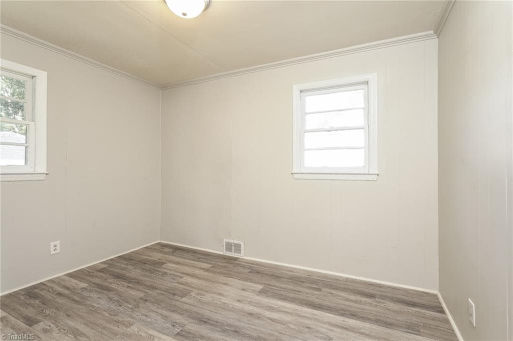 Stick/Site Built at 1006 E Devonshire Street, Winston-Salem NC 27107, Winston-Salem, photo 25 of 32