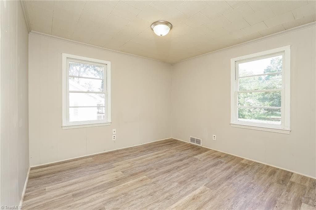 Stick/Site Built at 1006 E Devonshire Street, Winston-Salem NC 27107, Winston-Salem, photo 19 of 32