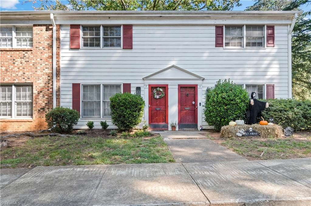 2821 Tully Square # F, Winston-Salem NC 27106
