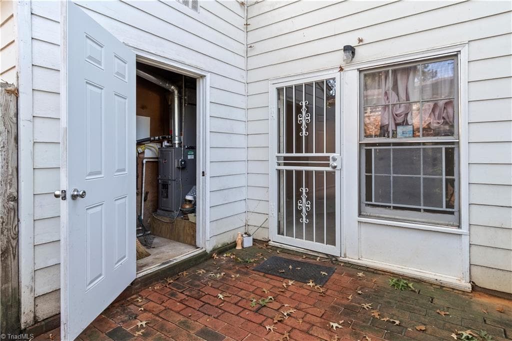 Stick/Site Built at 2821 Tully Square # F, Winston-Salem NC 27106, Winston-Salem, photo 49 of 52