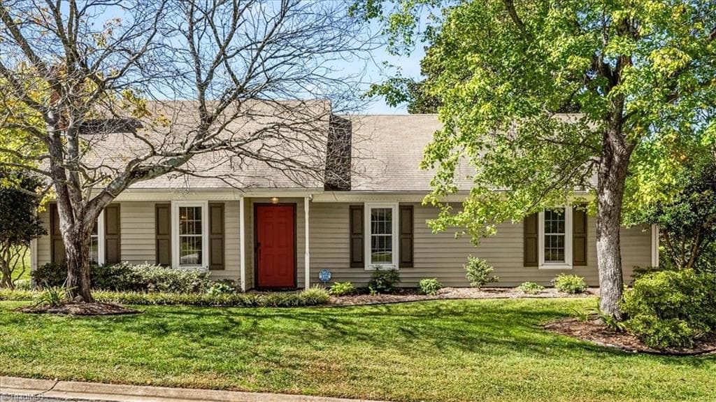 Stick/Site Built at 1703 Foxhall Lane, Greensboro NC 27410-8343, Greensboro, photo 2 of 37