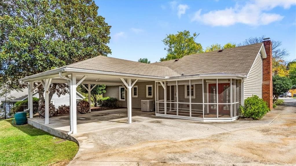 Stick/Site Built at 1703 Foxhall Lane, Greensboro NC 27410-8343, Greensboro, photo 5 of 37