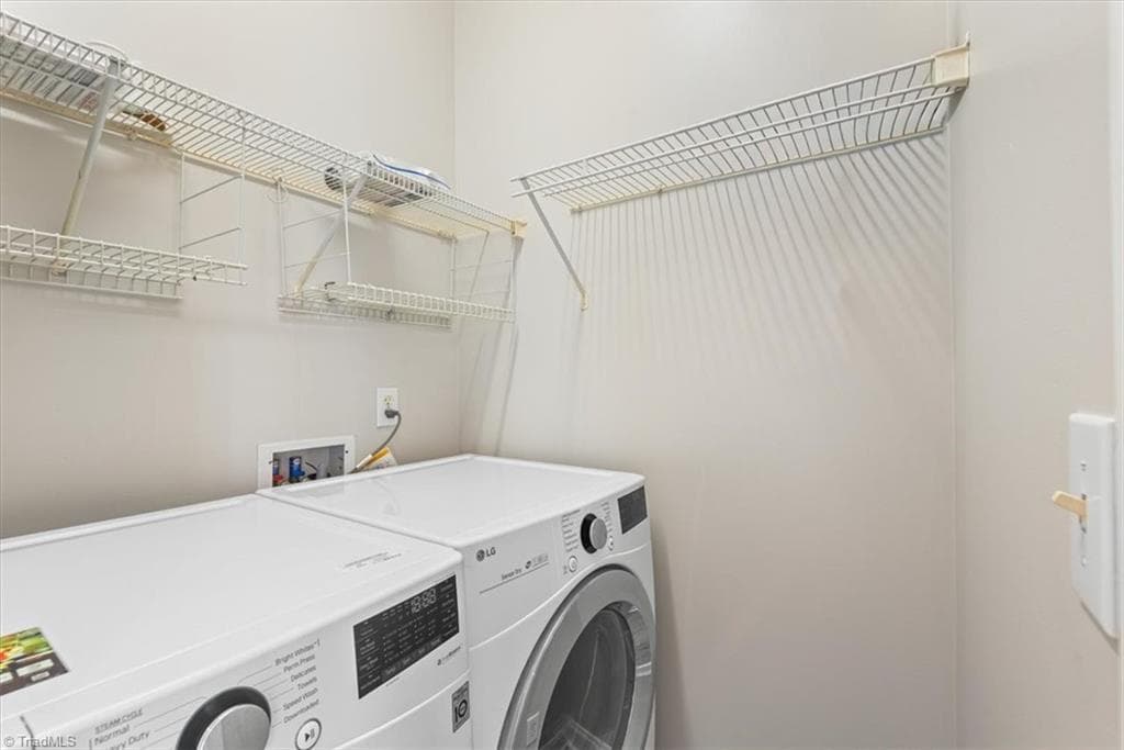 Stick/Site Built at 113 N Church Street # 206, Greensboro NC 27401, photo 6 of 14