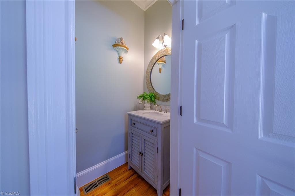 Stick/Site Built at 1703 River Knoll Court, Greensboro NC 27409, Greensboro, photo 36 of 50