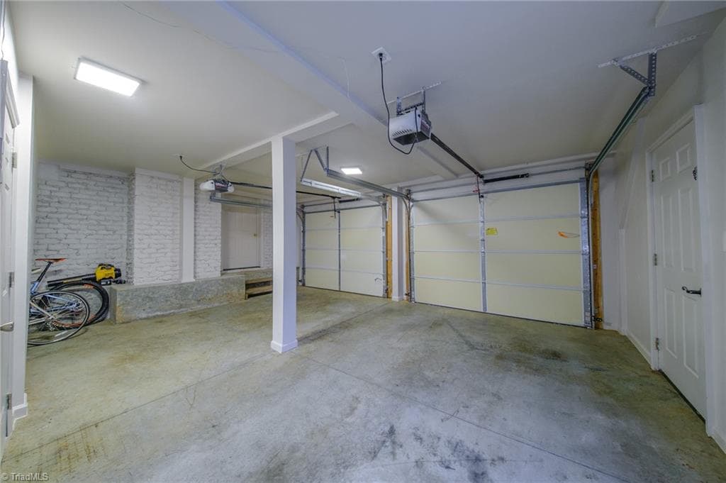 Stick/Site Built at 1703 River Knoll Court, Greensboro NC 27409, Greensboro, photo 44 of 50
