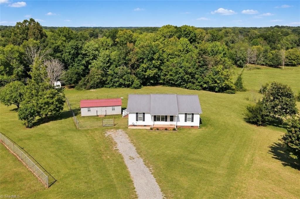 285 Raven Circle, Lexington NC 27292