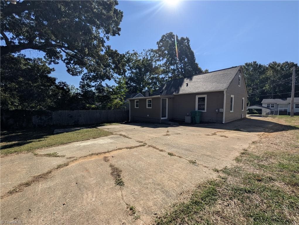 Stick/Site Built at 207 Springfield Road, High Point NC 27263, High Point, photo 65 of 66