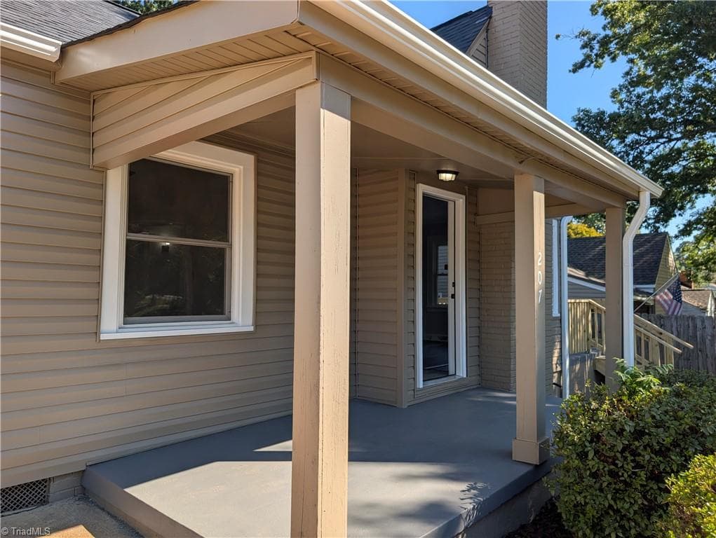 Stick/Site Built at 207 Springfield Road, High Point NC 27263, High Point, photo 7 of 66