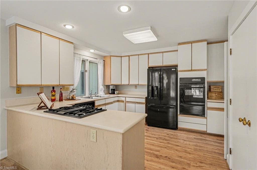 Stick/Site Built at 2902 Crossfield Drive, Greensboro NC 27408, Greensboro, photo 51 of 100