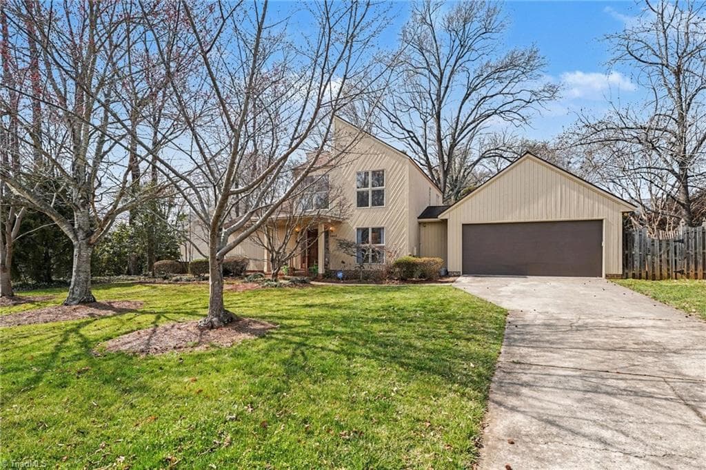 Stick/Site Built at 2902 Crossfield Drive, Greensboro NC 27408, Greensboro, photo 9 of 100