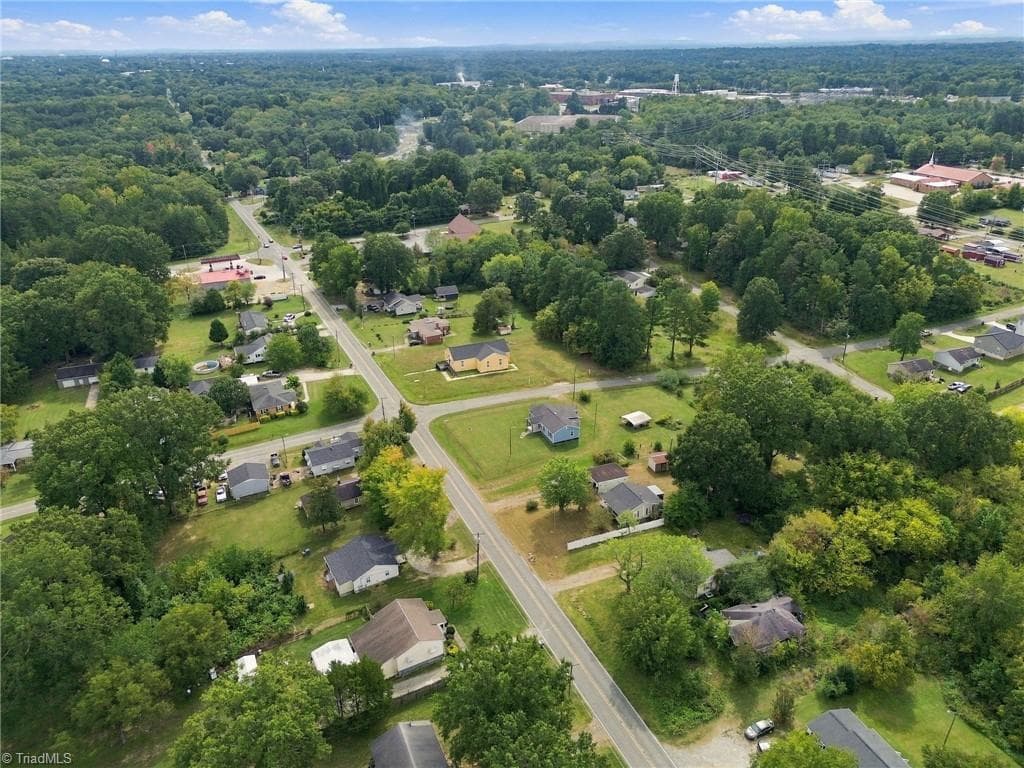 Stick/Site Built at 2243 Durham Street Extension, Burlington NC 27217, Burlington, photo 14 of 32