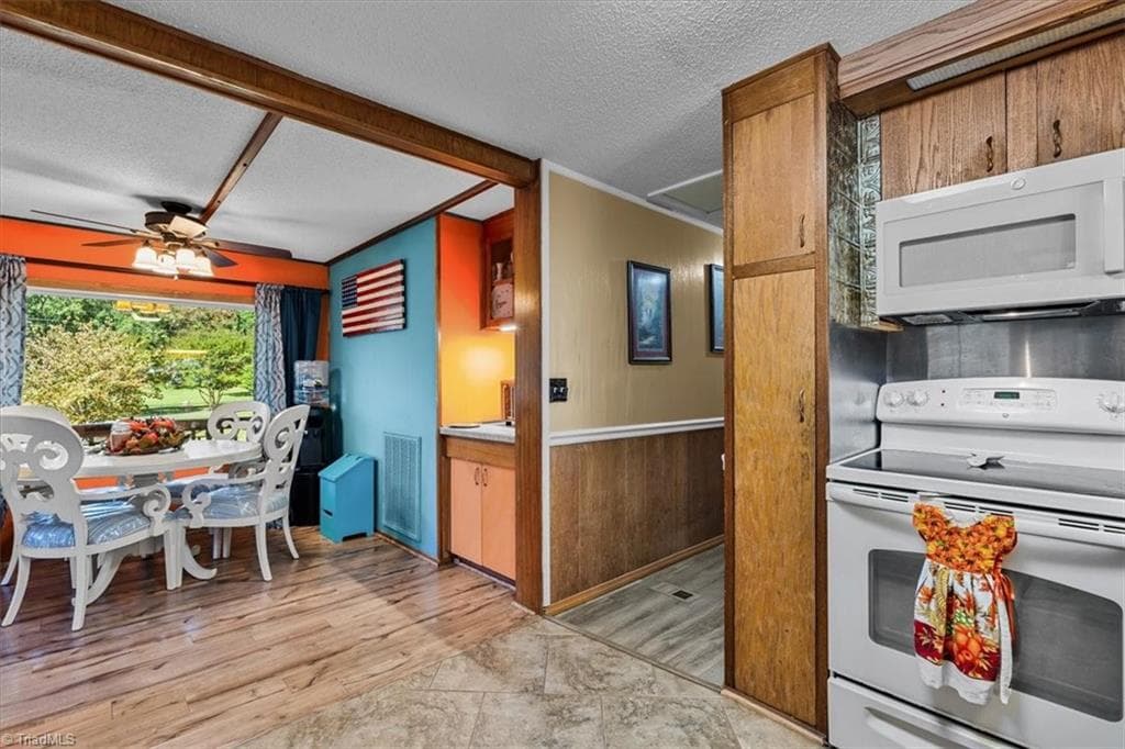 Modular at 5312 Arborlinda Drive, Greensboro NC 27405, Greensboro, photo 12 of 29